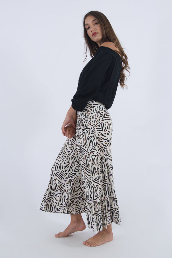 Ladies high waisted wide leg pants. Summer cropped pull on pants in zebra print.